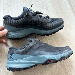 Brand New Salomon XA Discovery Gortex trail running shoes women